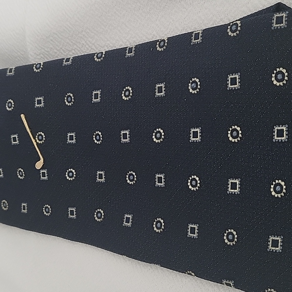 14K gold necktie pin